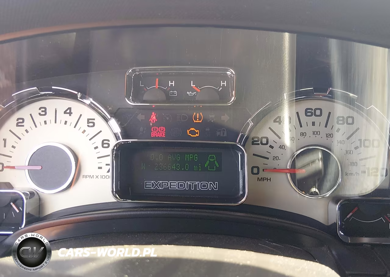 2012 Ford Expedition Limited VIN:1FMJU2A52CEF09122 - 7