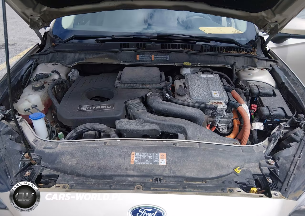 2018 Ford Fusion Hybrid S VIN:3FA6P0UUXJR122309 - 10