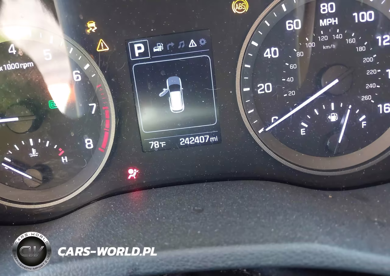 2017 Hyundai Tucson Se Plus VIN:KM8J33A46HU512988 - 7