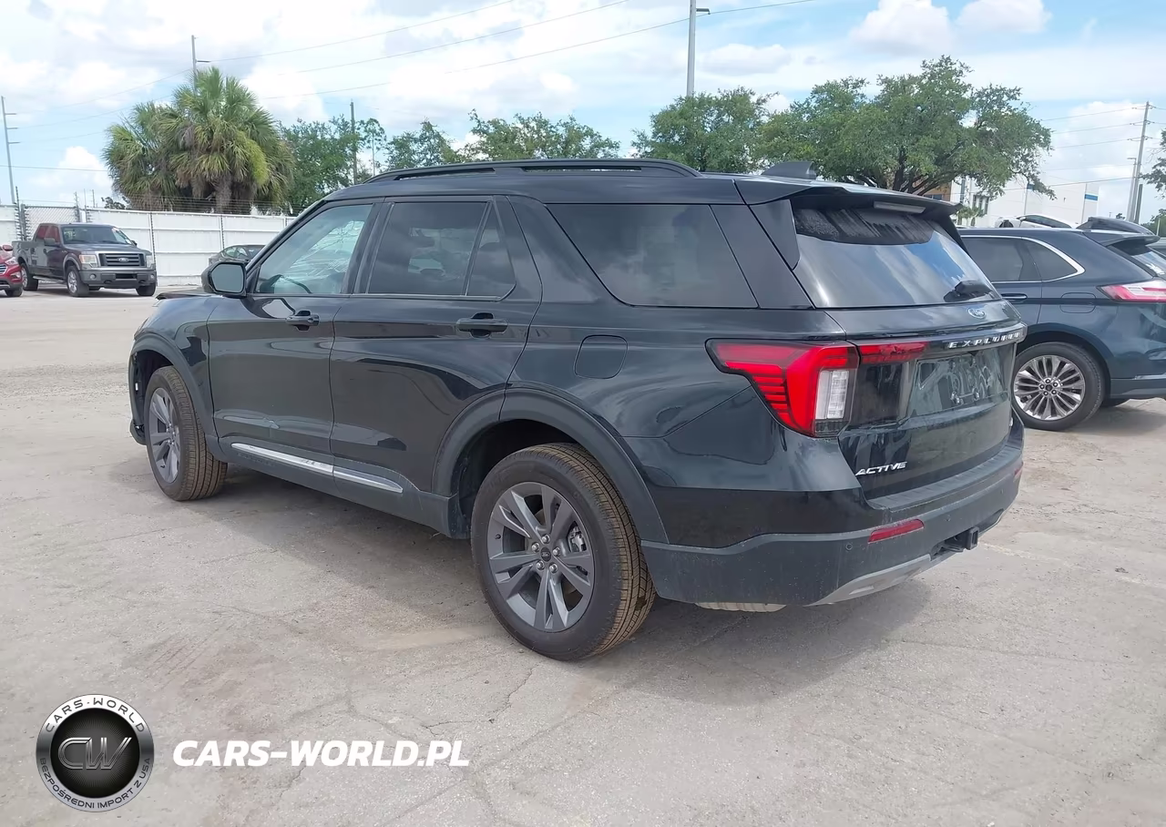 2025 Ford Explorer Active VIN:1FMUK8DH3SGC01715 - 3