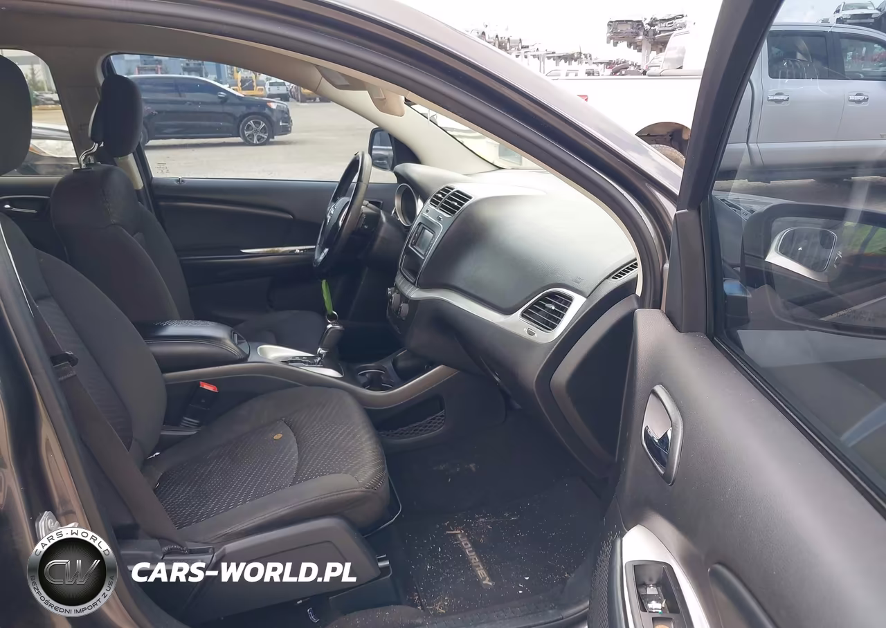 2017 Dodge Journey Se VIN:3C4PDCAB0HT558921 - 5