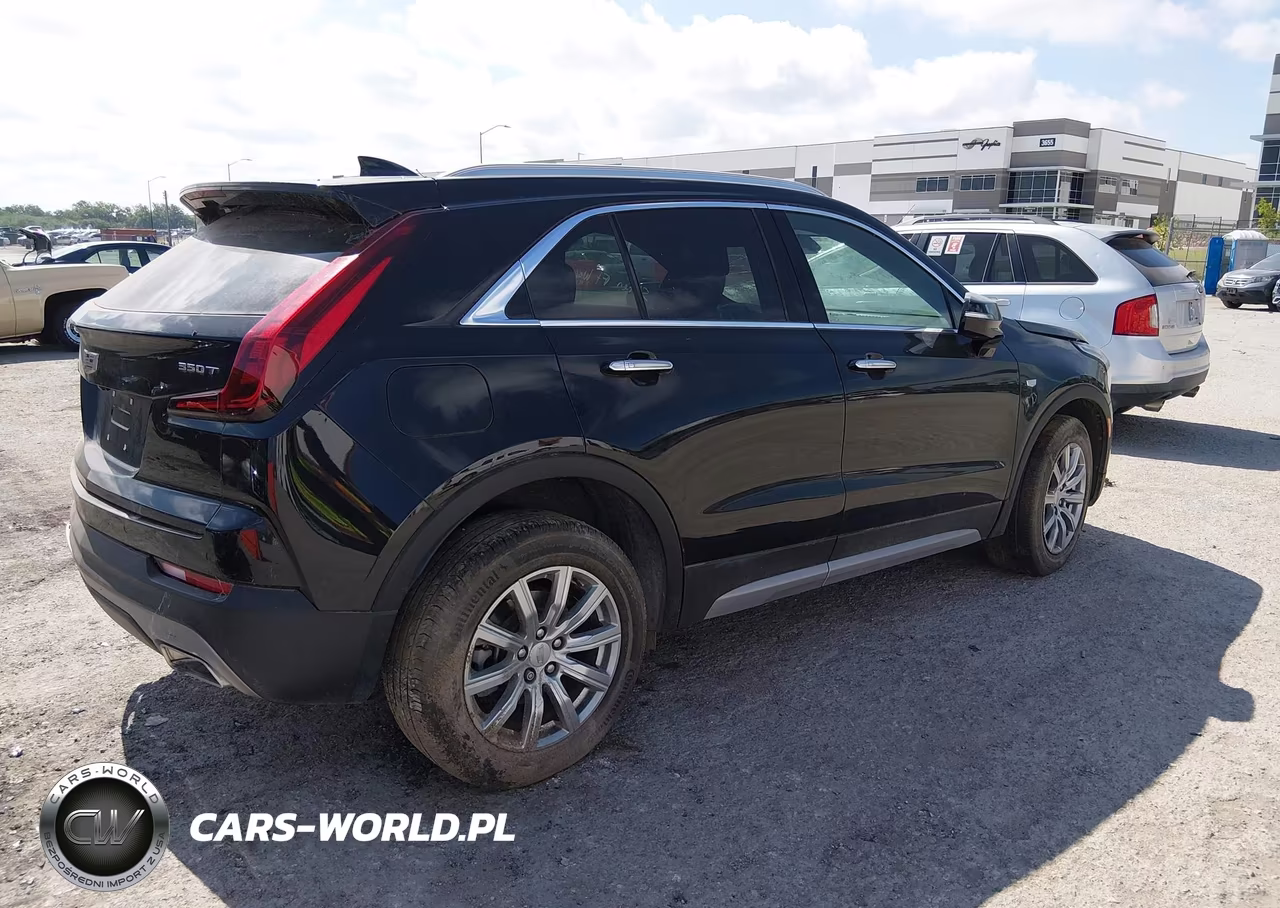 2022 Cadillac Xt4 Fwd Premium Luxury VIN:1GYFZCR47NF170006 - 4