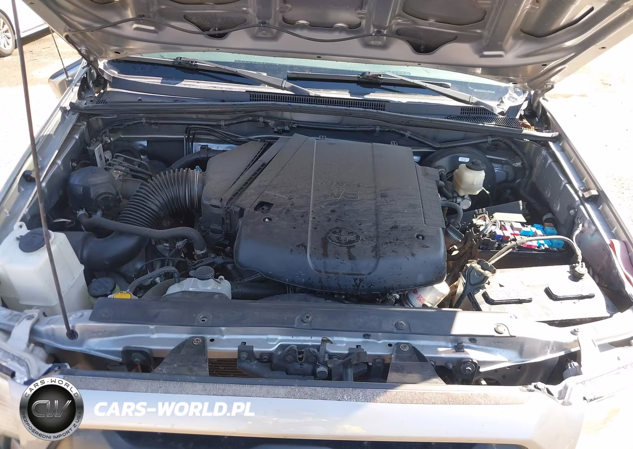 2015 Toyota Tacoma Base V6 VIN:3TMMU4FN9FM075902 - 10