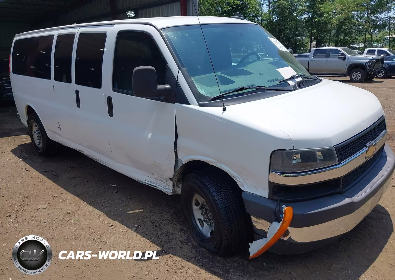 2017 Chevrolet Express 3500 Lt – zdjęcie 1 z 16