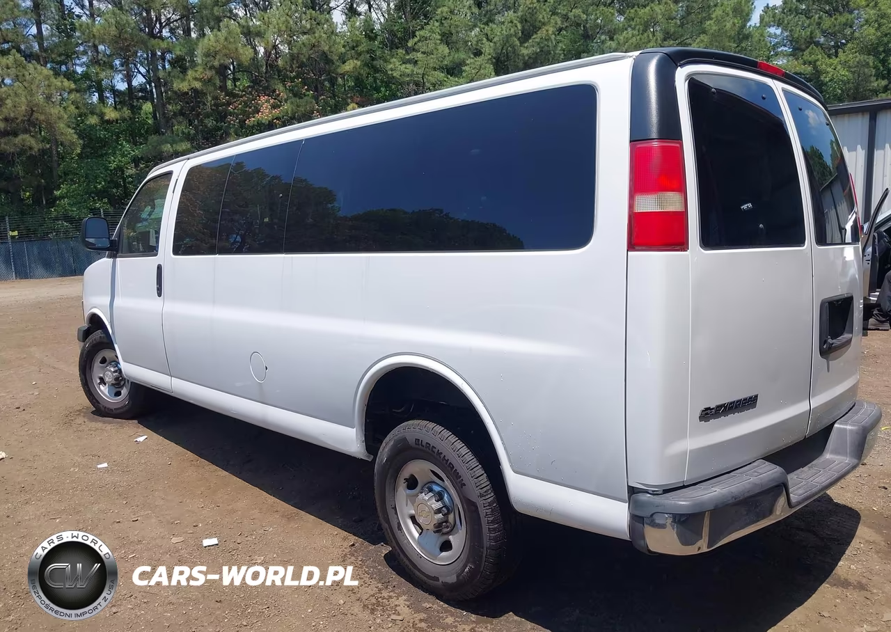 2017 Chevrolet Express 3500 Lt VIN:1GAZGPFG8H1130106 - 3