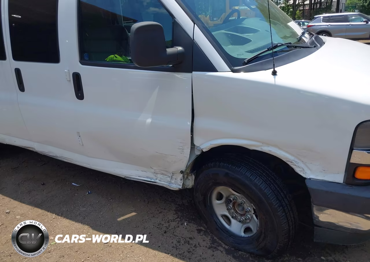 2017 Chevrolet Express 3500 Lt VIN:1GAZGPFG8H1130106 - 6