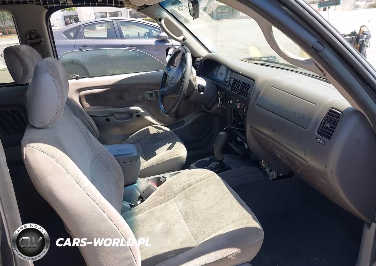 2004 Toyota Tacoma VIN:5TEVL52N64Z337636 - 5