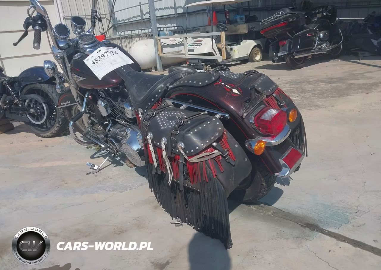 2011 Harley-Davidson Flstc VIN:1HD1BW511BB030729 - 3