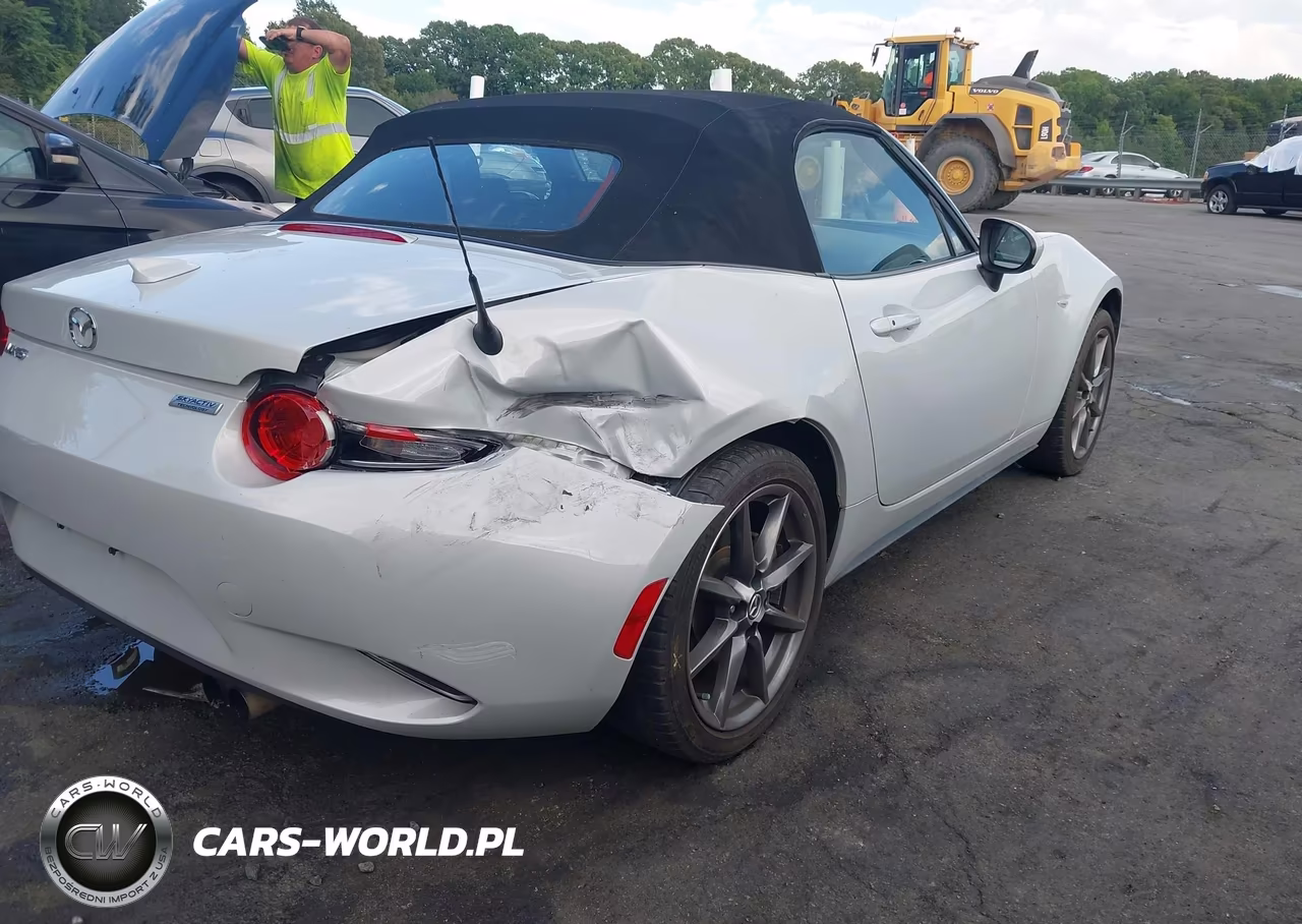 2016 Mazda Mx-5 Miata Grand Touring VIN:JM1NDAD76G0116465 - 4