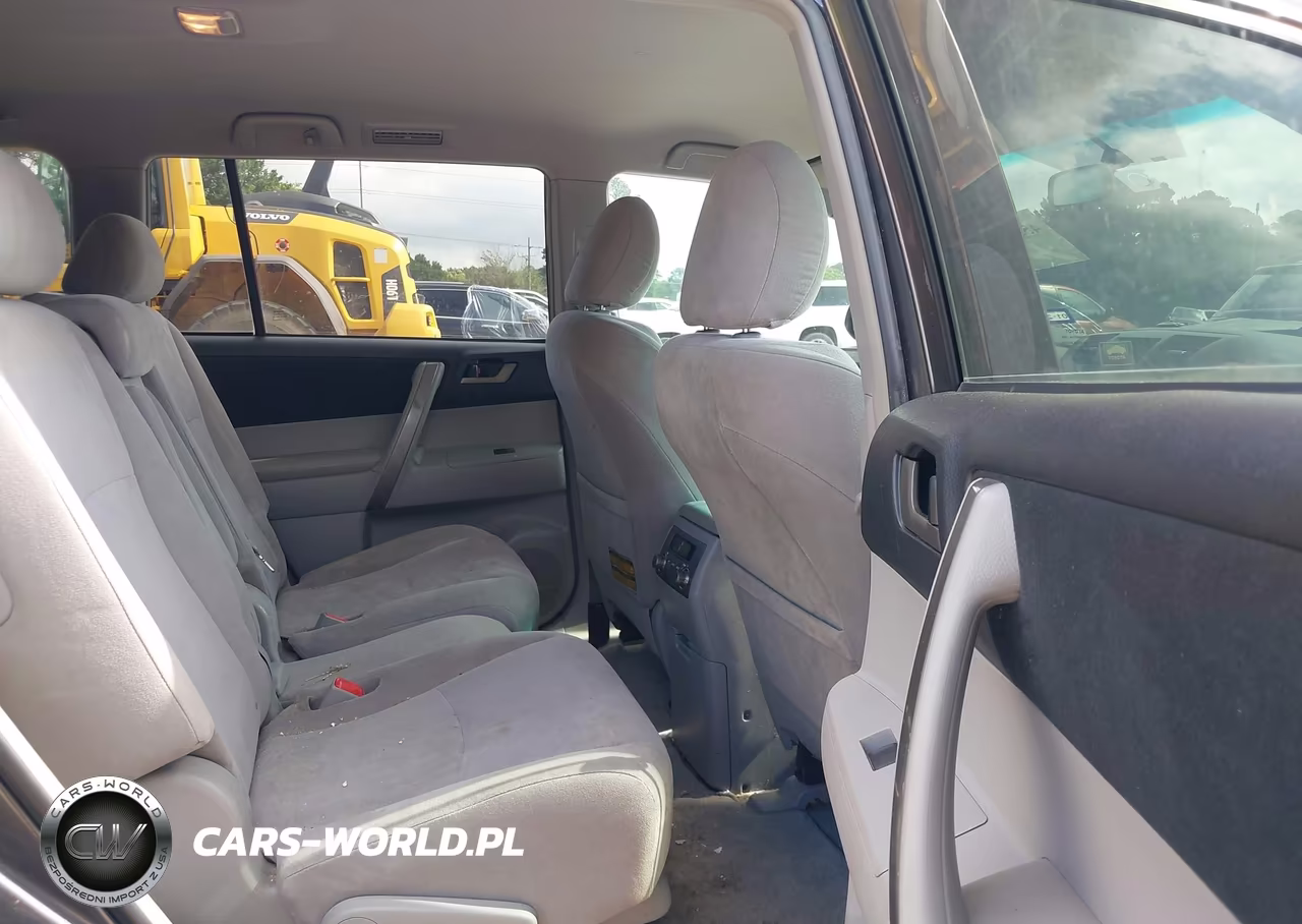 2010 Toyota Highlander Sport V6 VIN:5TDEK3EH0AS001146 - 8