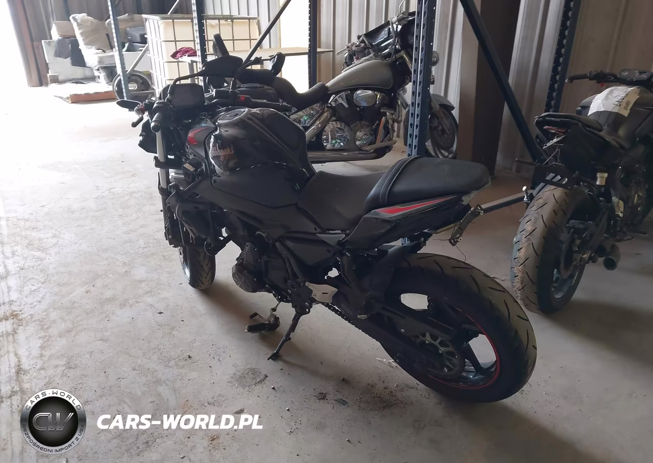 2023 Kawasaki Er650 P VIN:ML5EREP19PDA82043 - 3