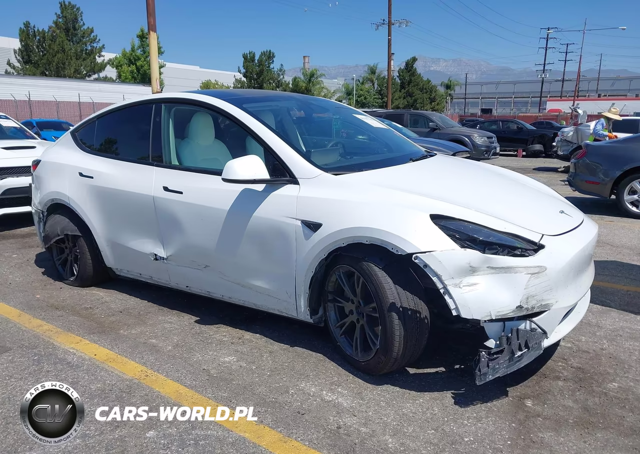 2024 Tesla Model Y Long Range Dual Motor All-Wheel Drive – zdjęcie 1 z 24