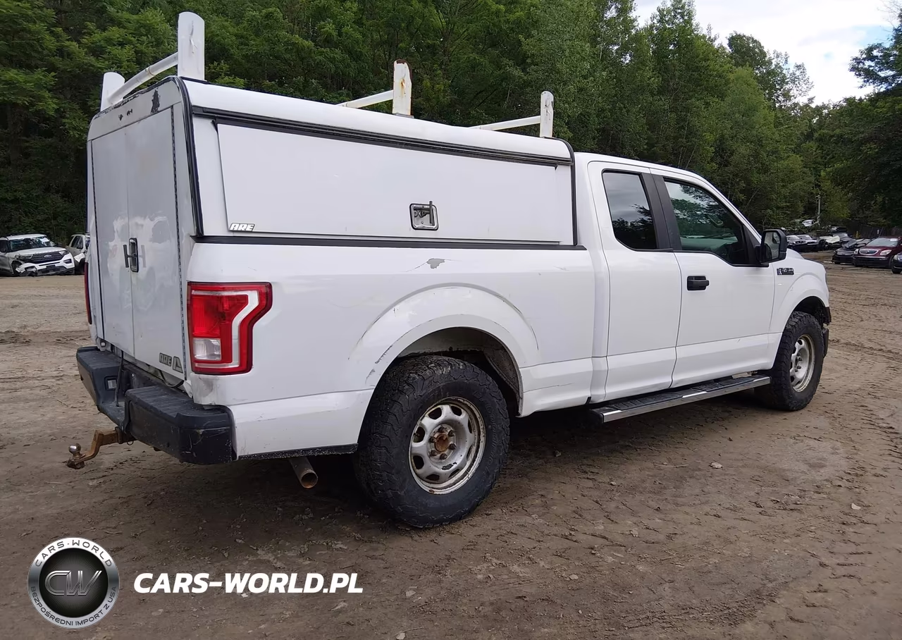 2017 Ford F150 Super Cab VIN:1FTEX1C83HKD34094 - 4