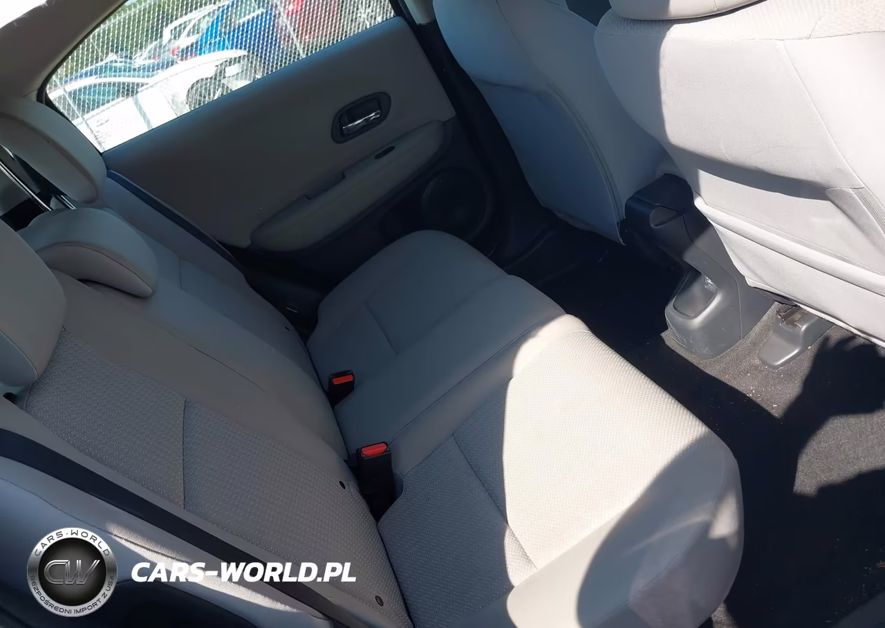 2017 Honda Hr-V Lx VIN:3CZRU5H32HM705523 - 8