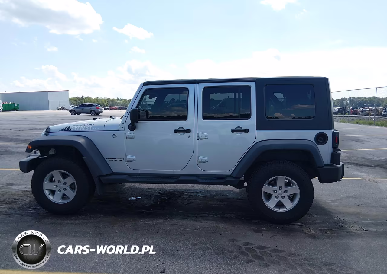 2010 Jeep Wrangler Unlimited Sport VIN:1J4BA3H10AL159907 - 14