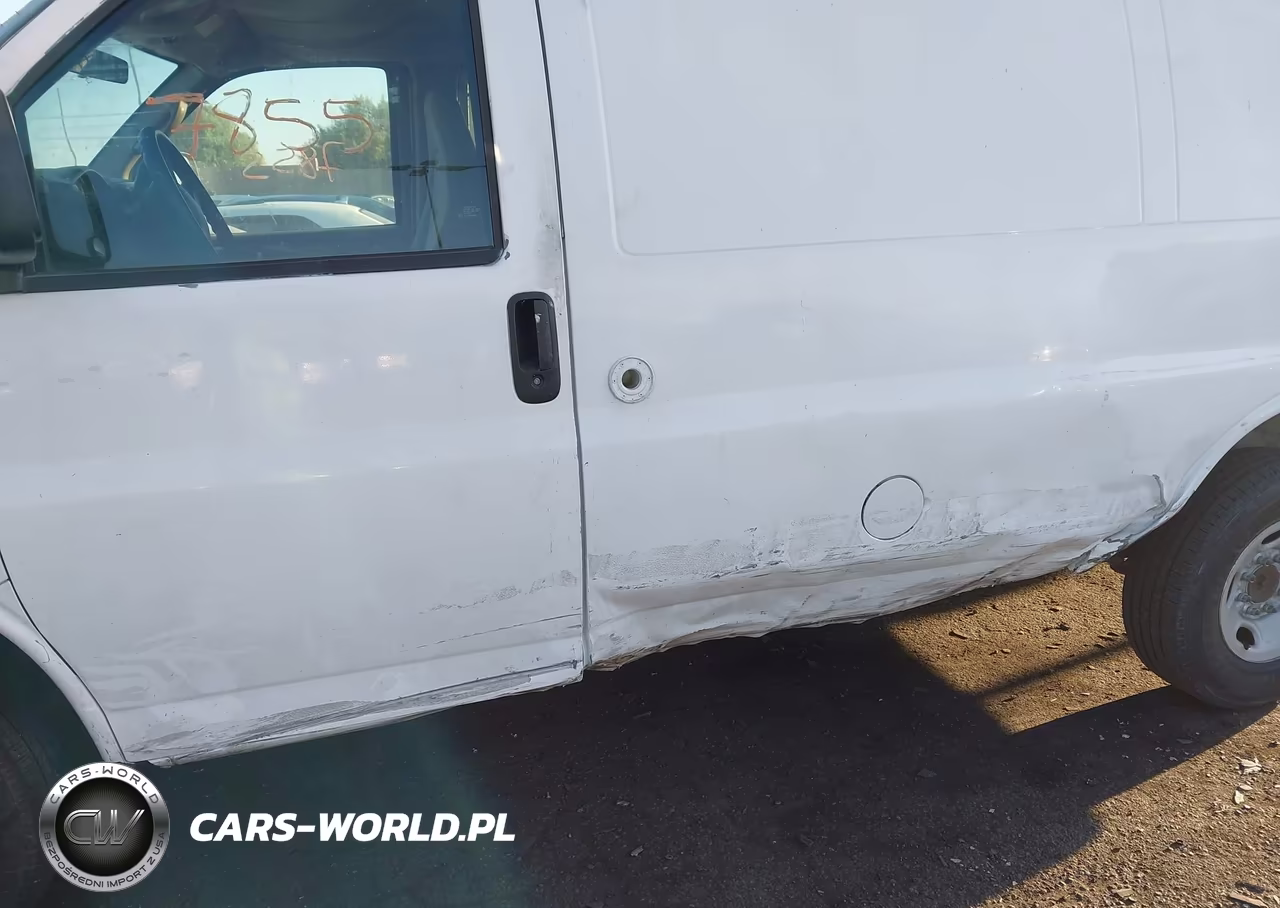 2007 Chevrolet Express Work Van VIN:1GCGG25V271240391 - 6