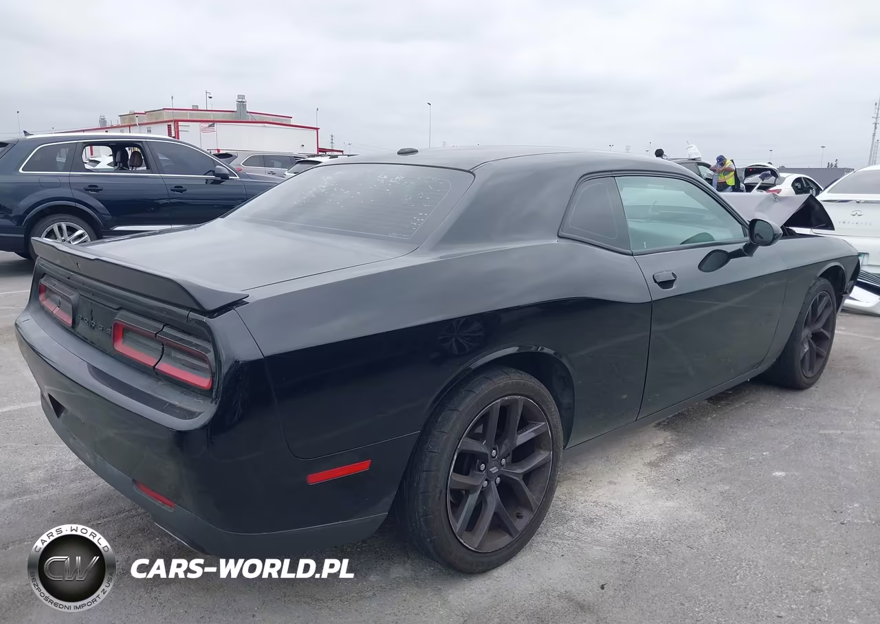 2021 Dodge Challenger Sxt VIN:2C3CDZAG4MH560465 - 4