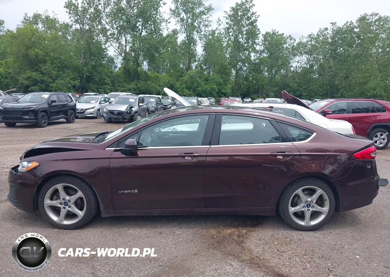 2019 Ford Fusion Hybrid Se VIN:3FA6P0LU6KR165368 - 14