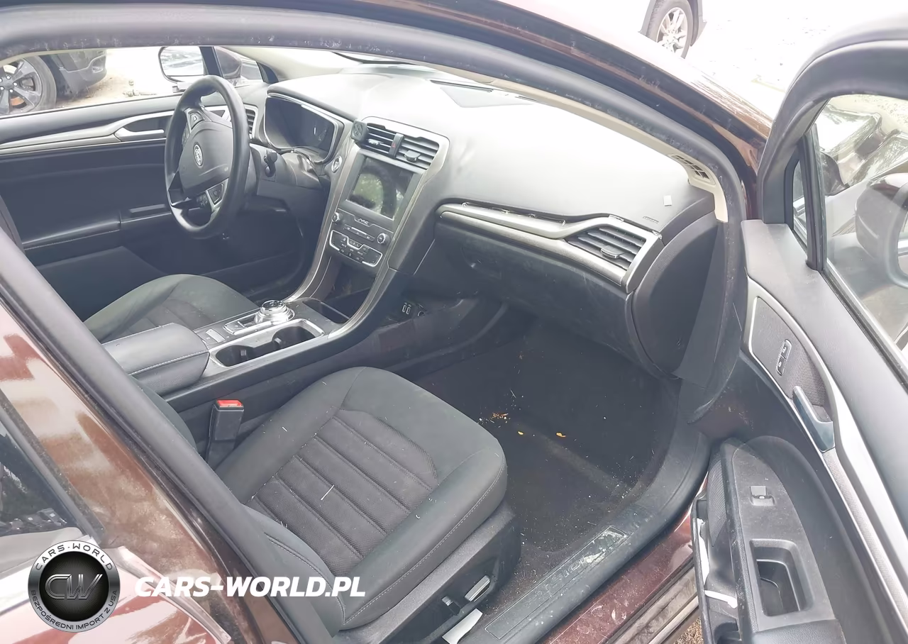 2019 Ford Fusion Hybrid Se VIN:3FA6P0LU6KR165368 - 5