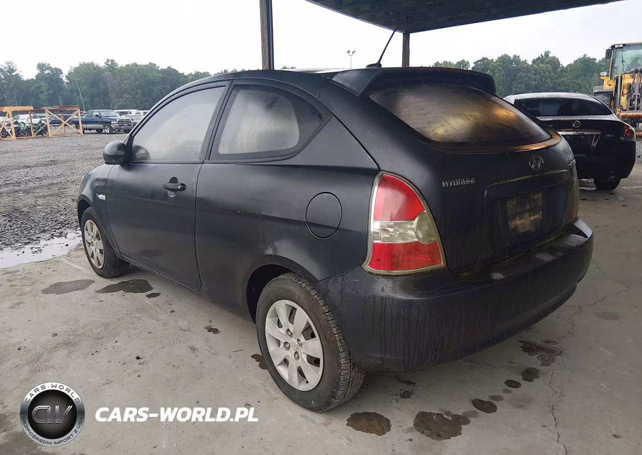 2009 Hyundai Accent Gs VIN:KMHCM36C49U125606 - 3