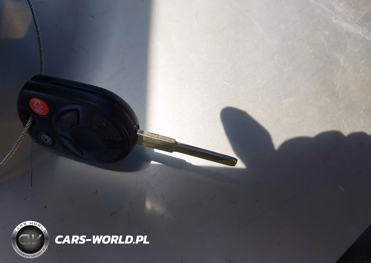 2016 Ford Focus Se VIN:1FADP3K29GL203660 - 11