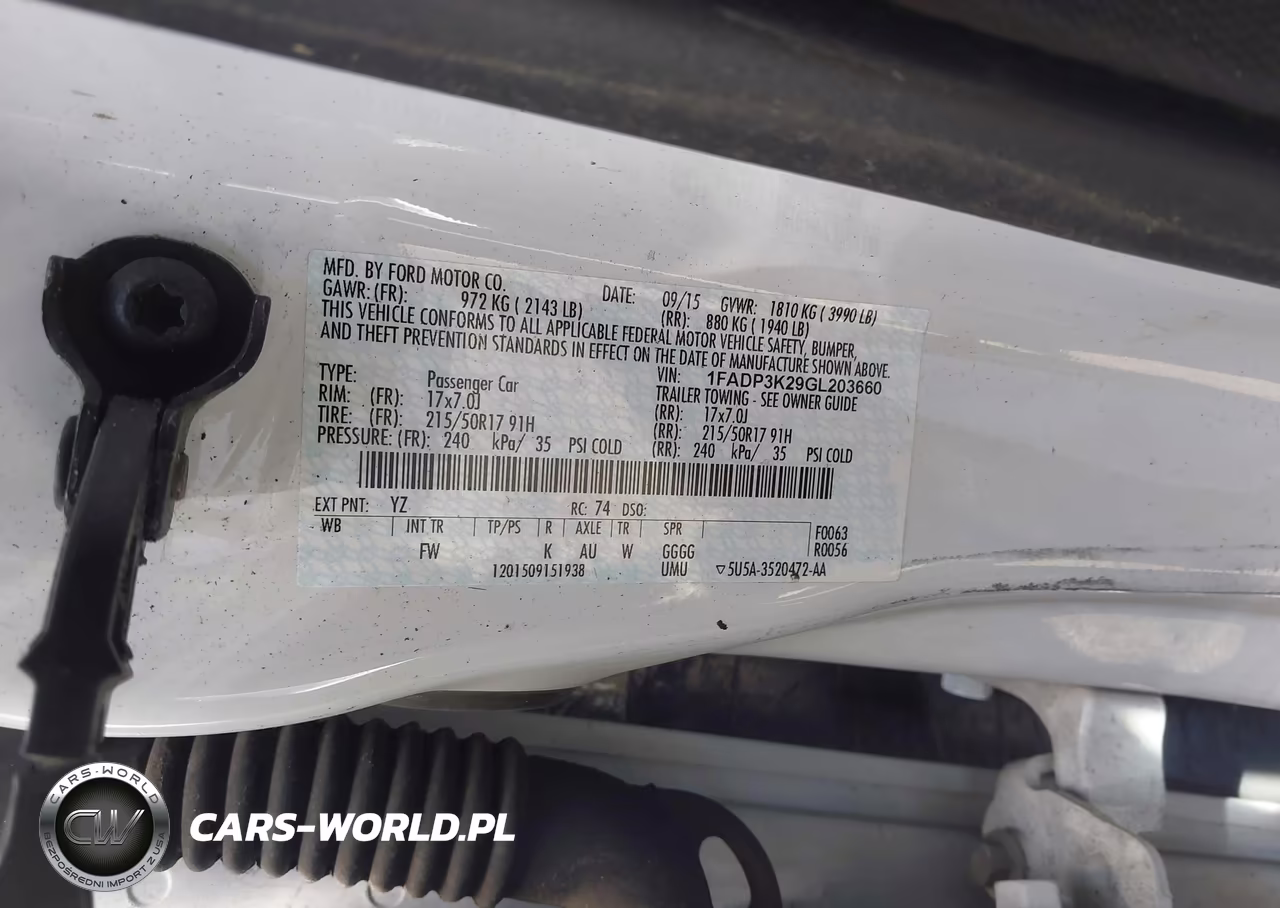 2016 Ford Focus Se VIN:1FADP3K29GL203660 - 9