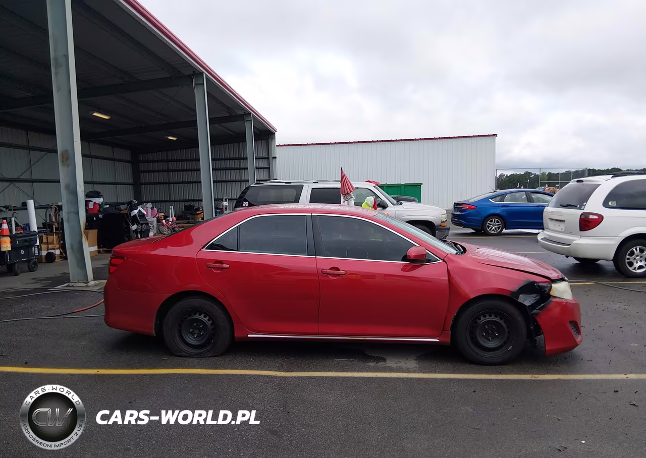 2013 Toyota Camry Le VIN:4T1BF1FK7DU723909 - 13