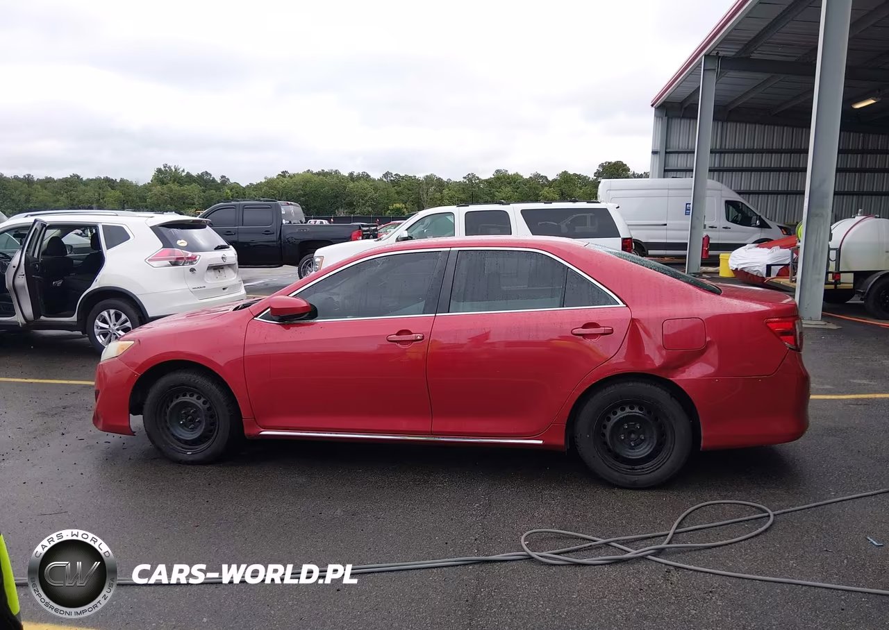 2013 Toyota Camry Le VIN:4T1BF1FK7DU723909 - 14