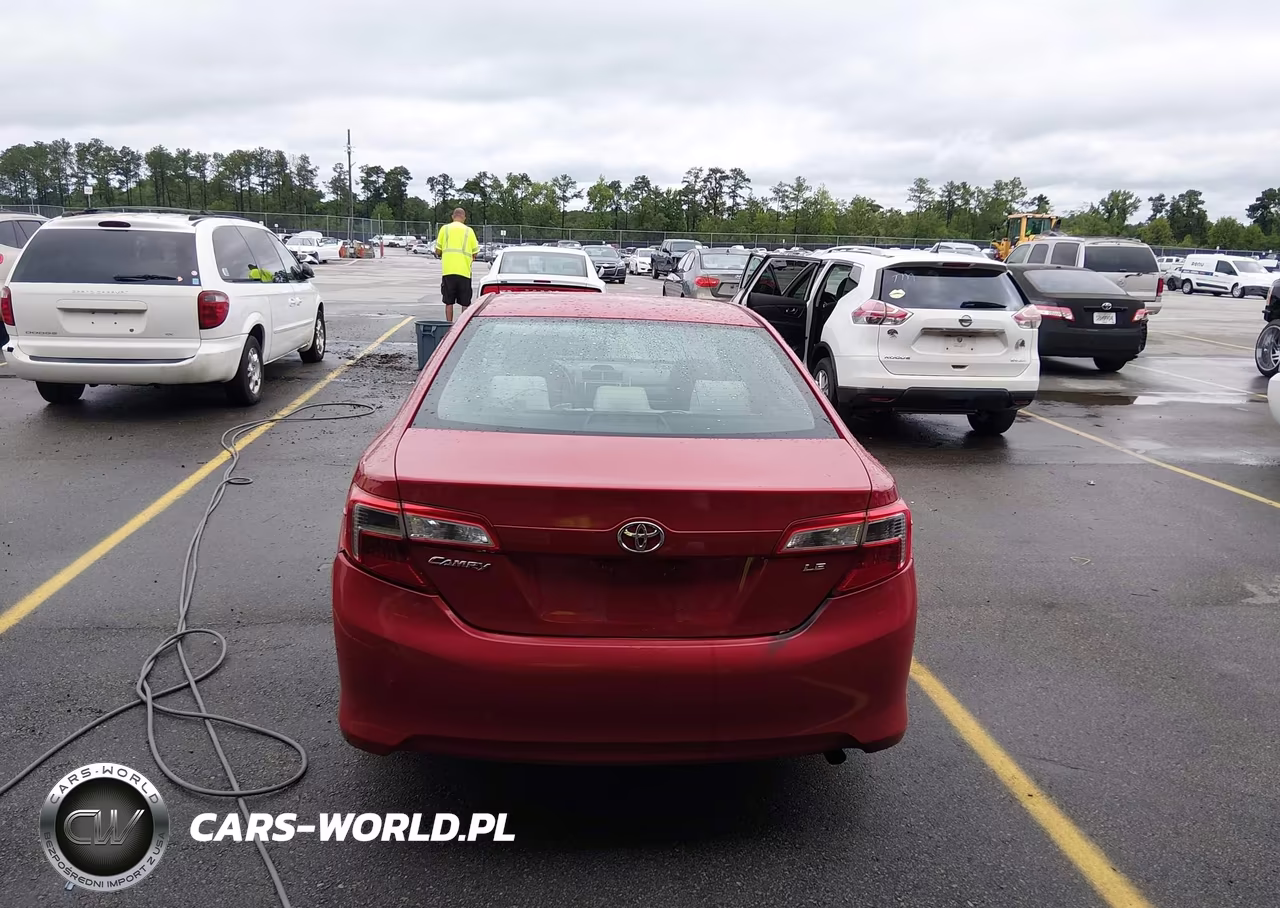2013 Toyota Camry Le VIN:4T1BF1FK7DU723909 - 16