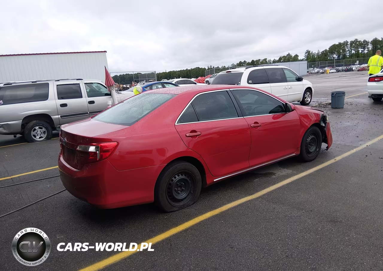 2013 Toyota Camry Le VIN:4T1BF1FK7DU723909 - 4