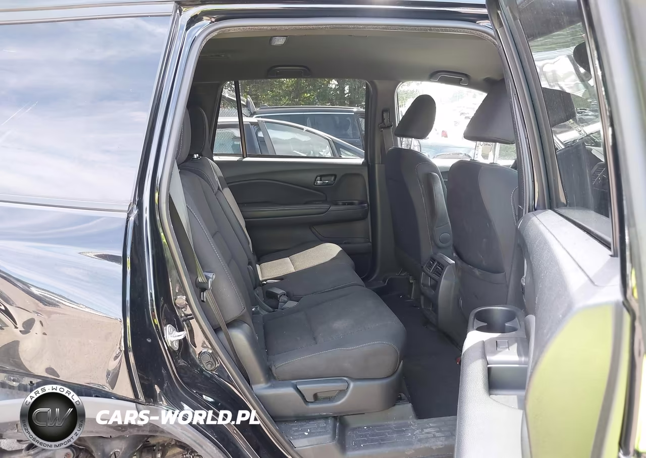 2019 Honda Passport Sport VIN:5FNYF8H25KB022506 - 8
