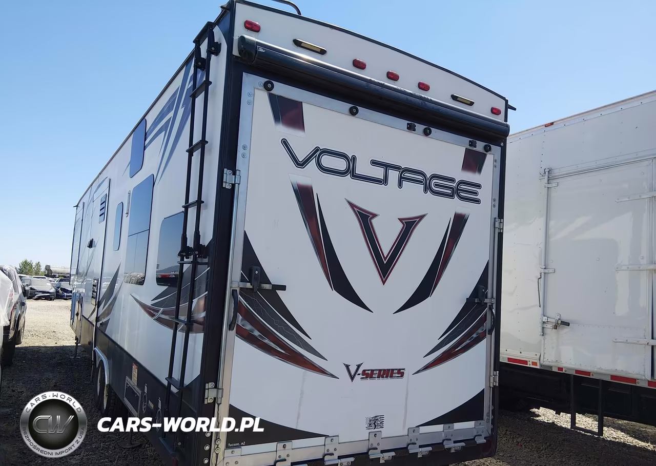 2016 Voltage V Toy Hauler M-3605 VIN:4YDF36025GZ990541 - 3