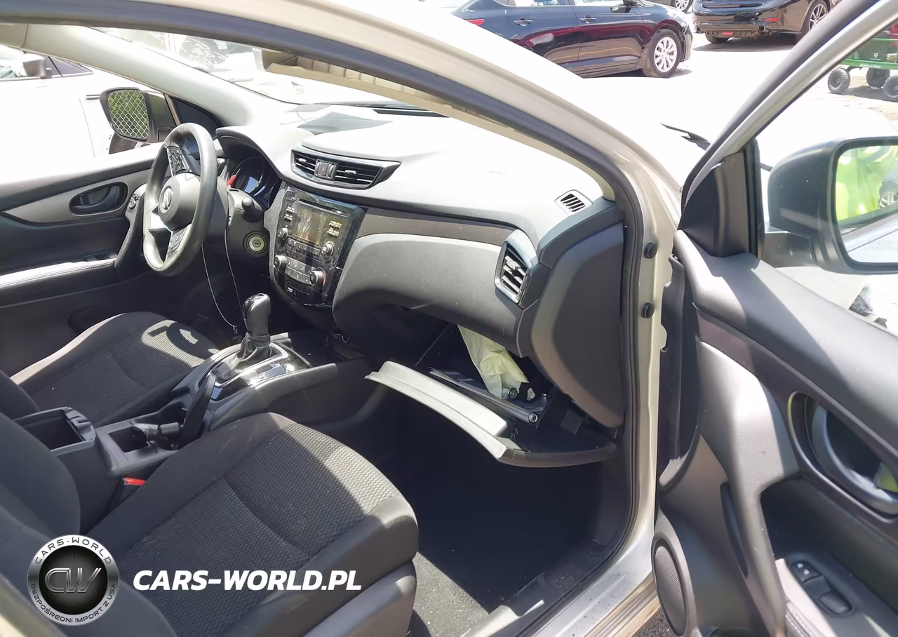 2017 Nissan Rogue Sport S VIN:JN1BJ1CP7HW016261 - 5