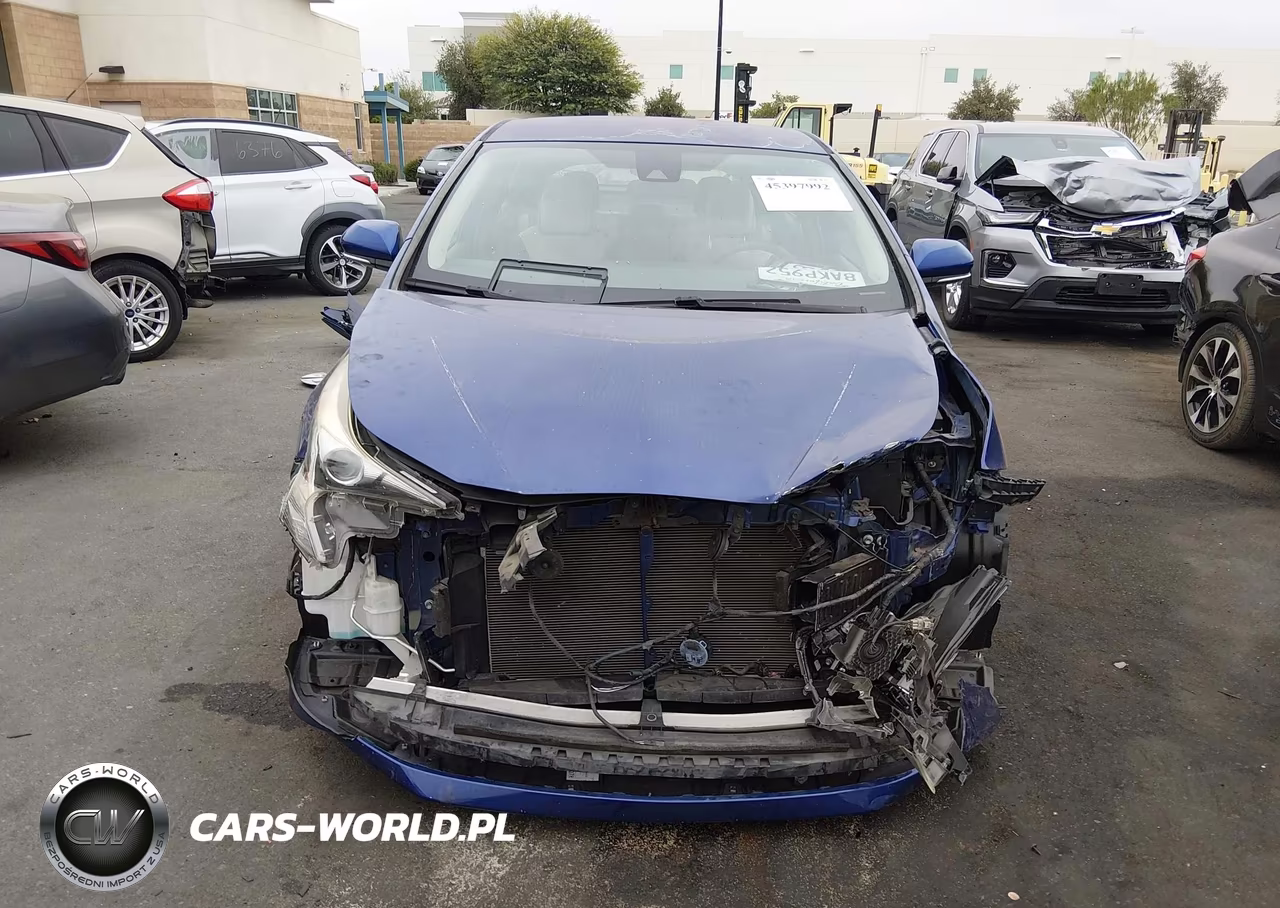 2017 Toyota Prius Two VIN:JTDKBRFU2H3559450 - 6