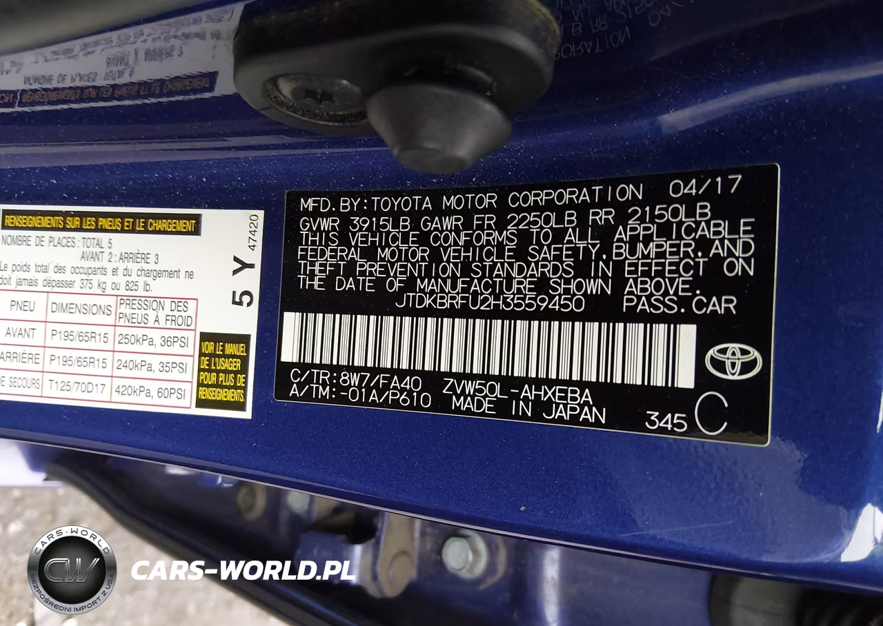 2017 Toyota Prius Two VIN:JTDKBRFU2H3559450 - 9