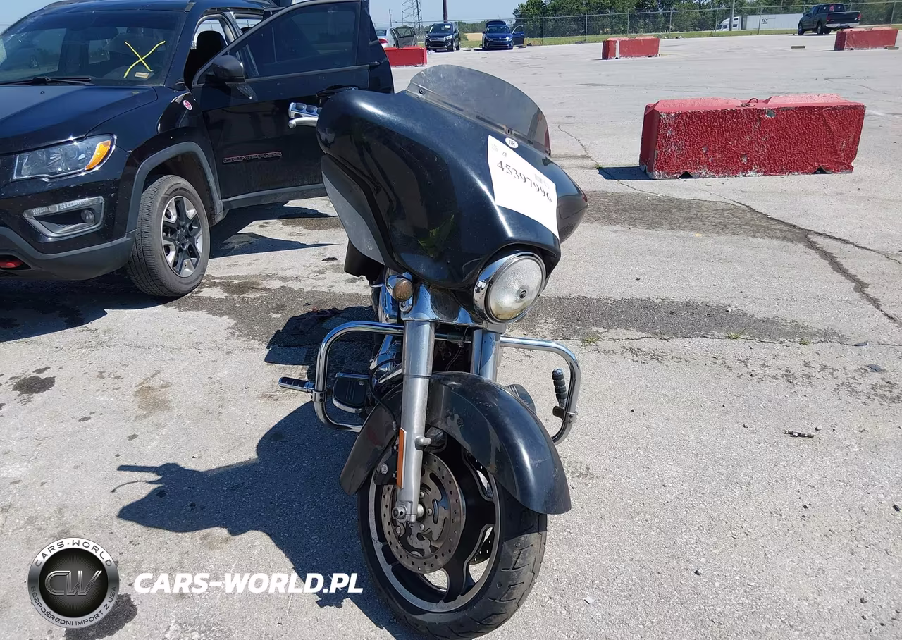 2013 Harley-Davidson Flhx Street Glide VIN:1HD1KBM19DB616365 - 5