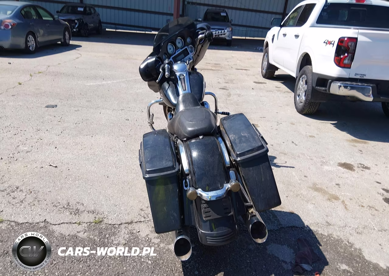 2013 Harley-Davidson Flhx Street Glide VIN:1HD1KBM19DB616365 - 6