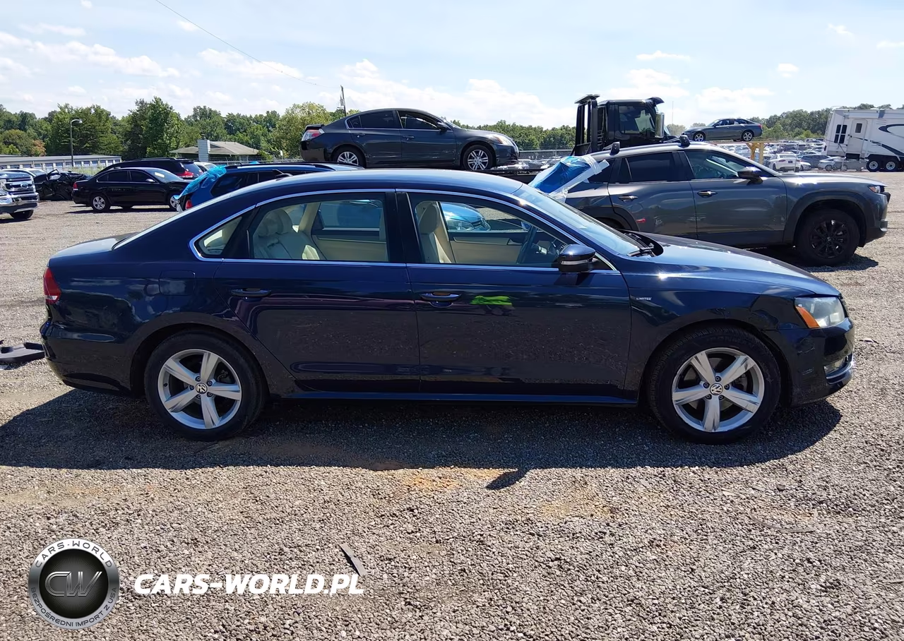 2015 Volkswagen Passat 1.8T Limited Edition VIN:1VWAS7A31FC117378 - 13