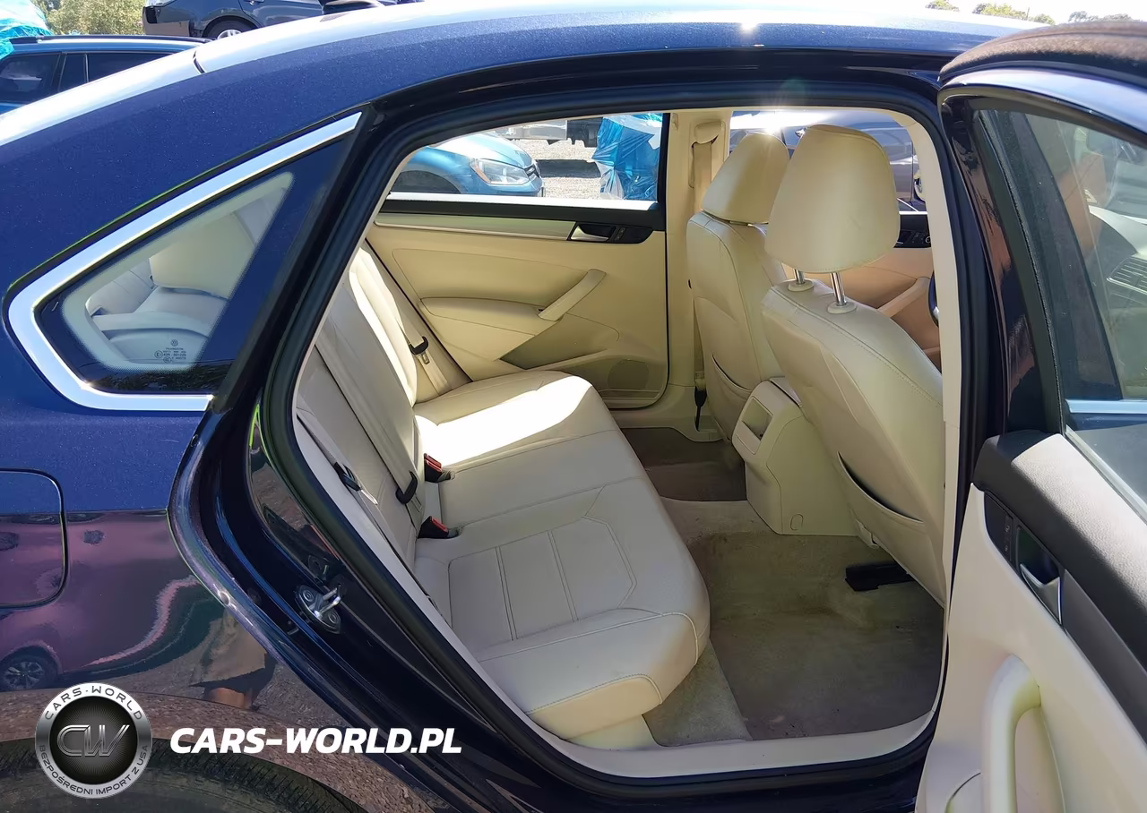 2015 Volkswagen Passat 1.8T Limited Edition VIN:1VWAS7A31FC117378 - 8