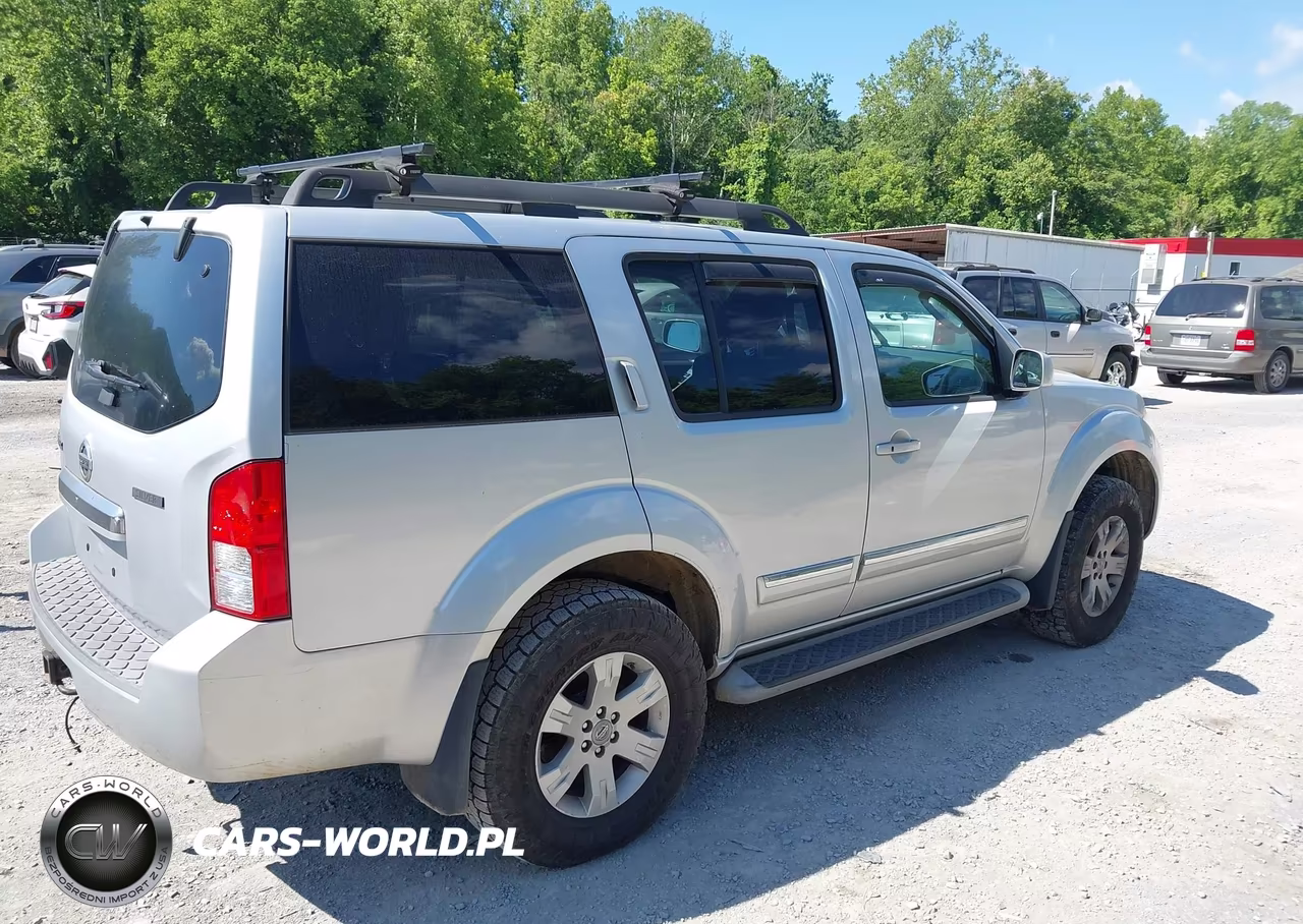 2011 Nissan Pathfinder Silver VIN:5N1AR1NB1BC613364 - 4