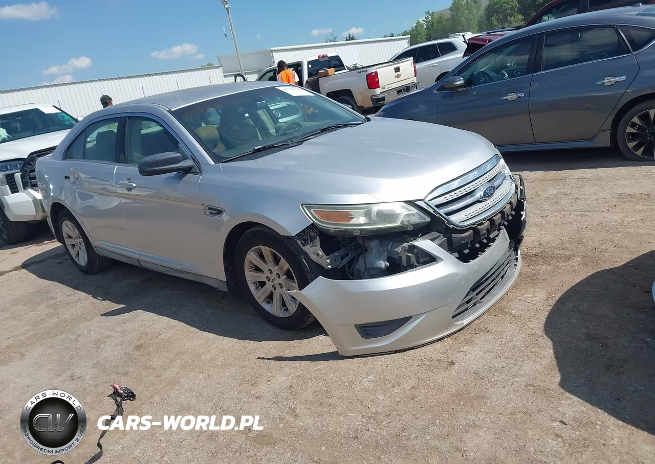 2010 Ford Taurus Se