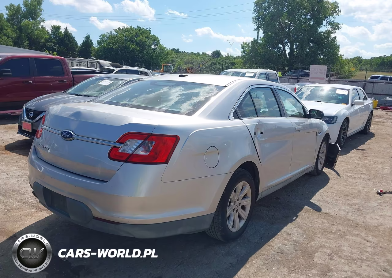 2010 Ford Taurus Se VIN:1FAHP2DW2AG147105 - 4