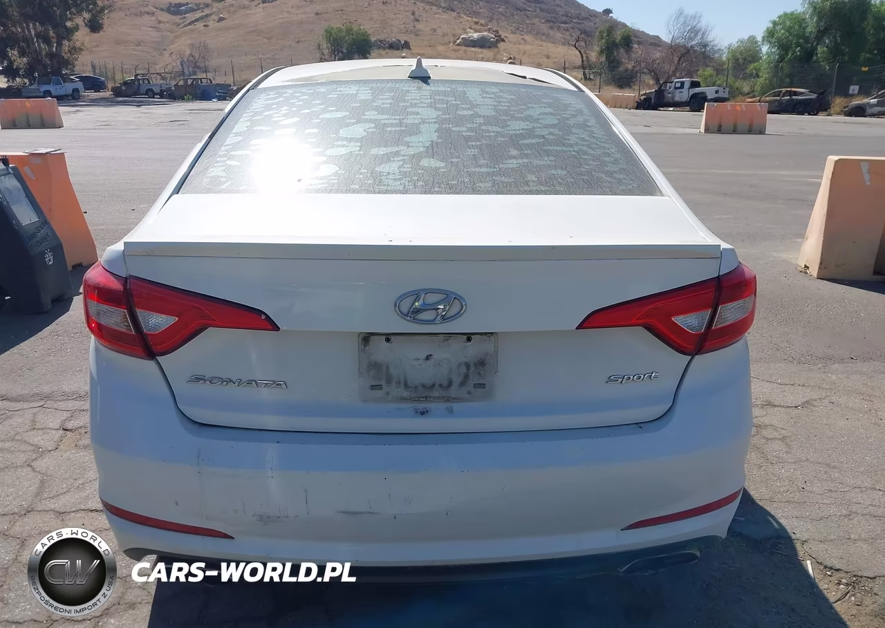 2015 Hyundai Sonata Sport VIN:5NPE34AF4FH080762 - 16