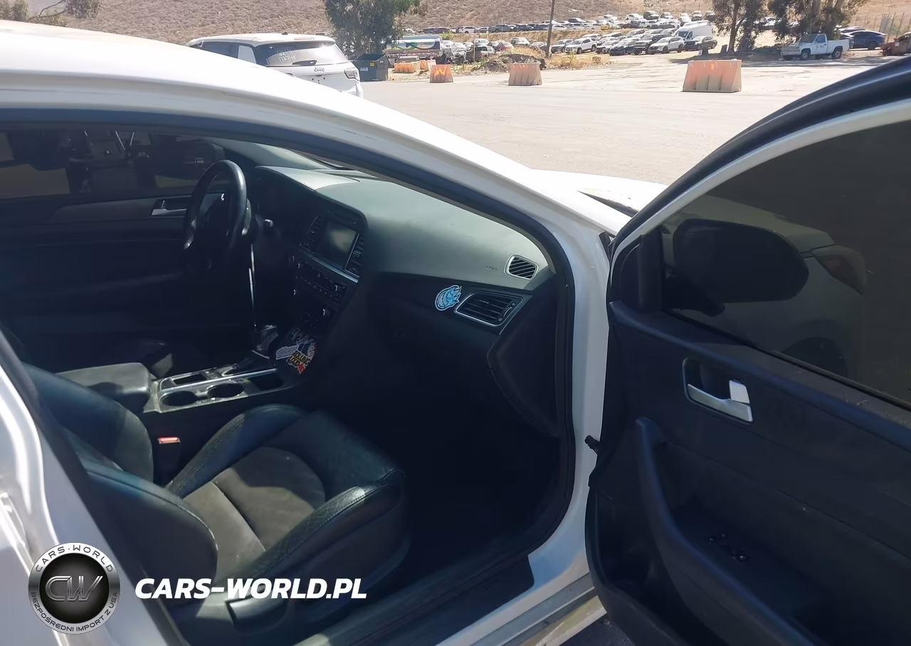 2015 Hyundai Sonata Sport VIN:5NPE34AF4FH080762 - 5