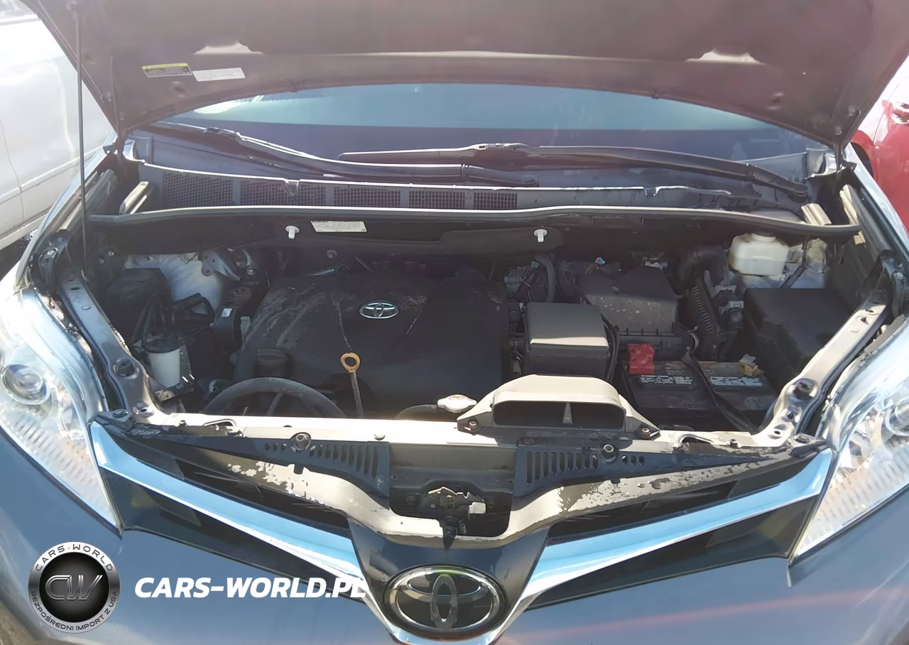 2020 Toyota Sienna Le VIN:5TDJZ3DC1LS228140 - 10