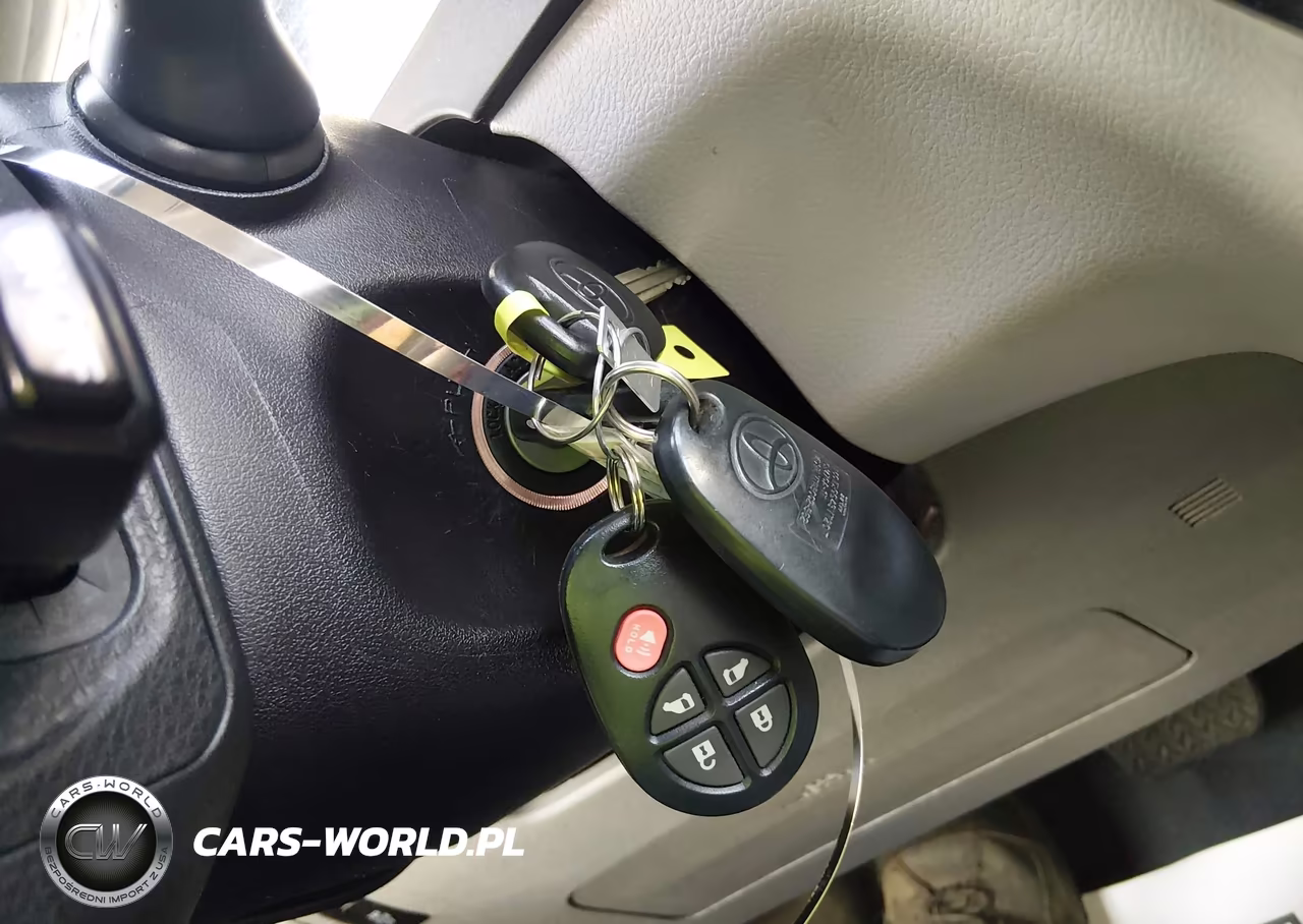 2020 Toyota Sienna Le VIN:5TDJZ3DC1LS228140 - 11