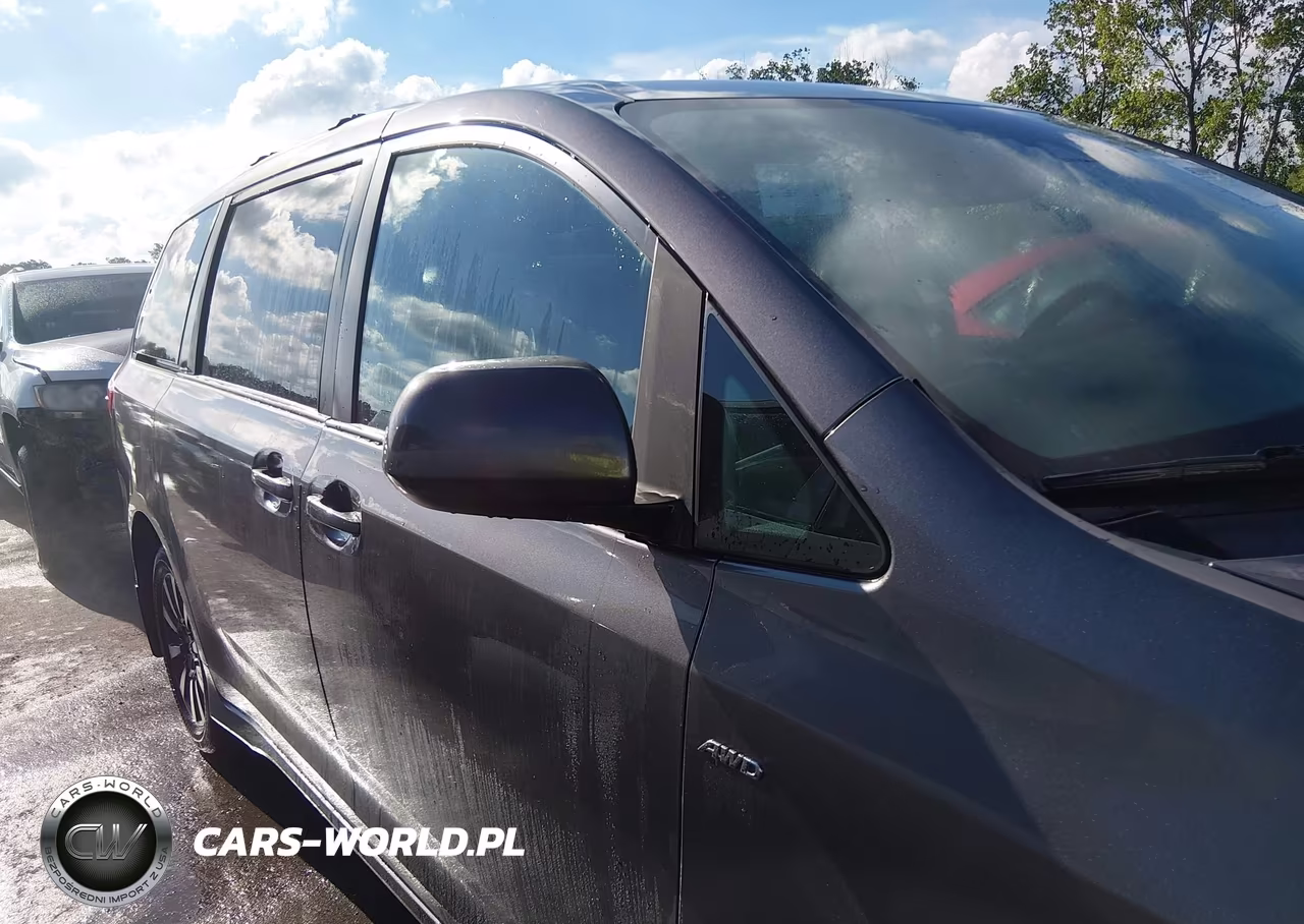 2020 Toyota Sienna Le VIN:5TDJZ3DC1LS228140 - 13