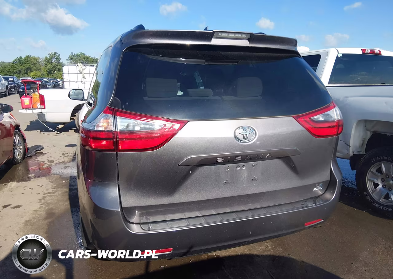 2020 Toyota Sienna Le VIN:5TDJZ3DC1LS228140 - 16