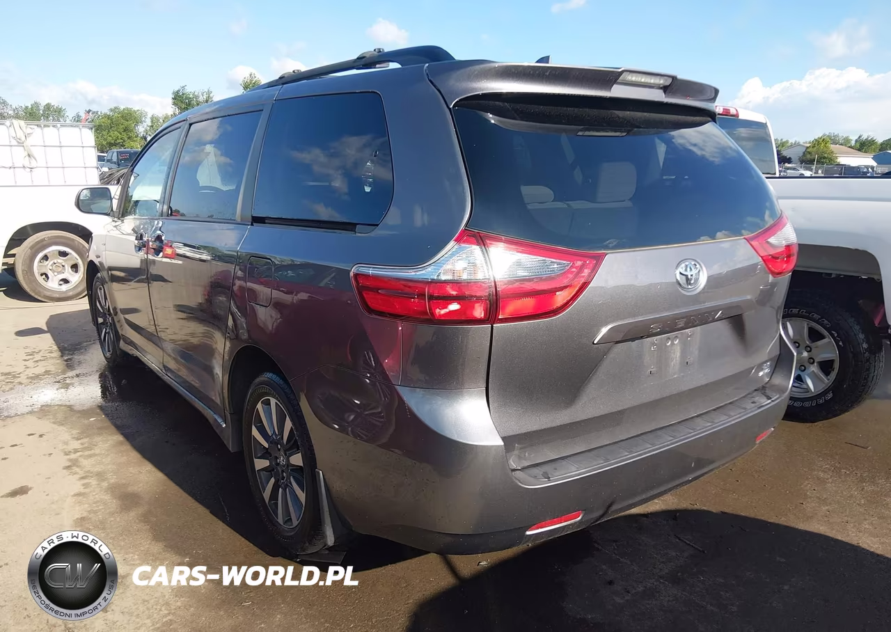 2020 Toyota Sienna Le VIN:5TDJZ3DC1LS228140 - 3