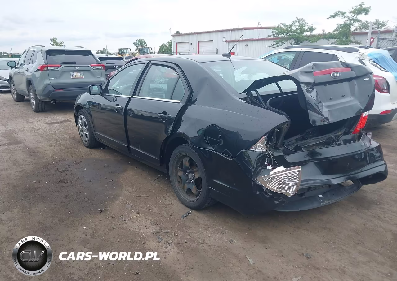 2010 Ford Fusion Se VIN:3FAHP0HA1AR322598 - 3